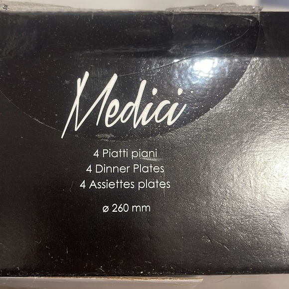 4 Medici dinner plates - Picture 11 of 11